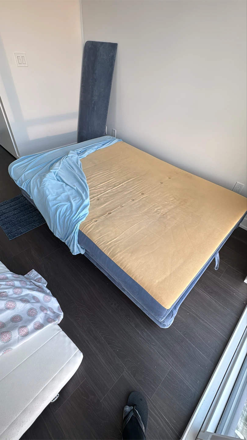 Bed + Mattress - photo 2