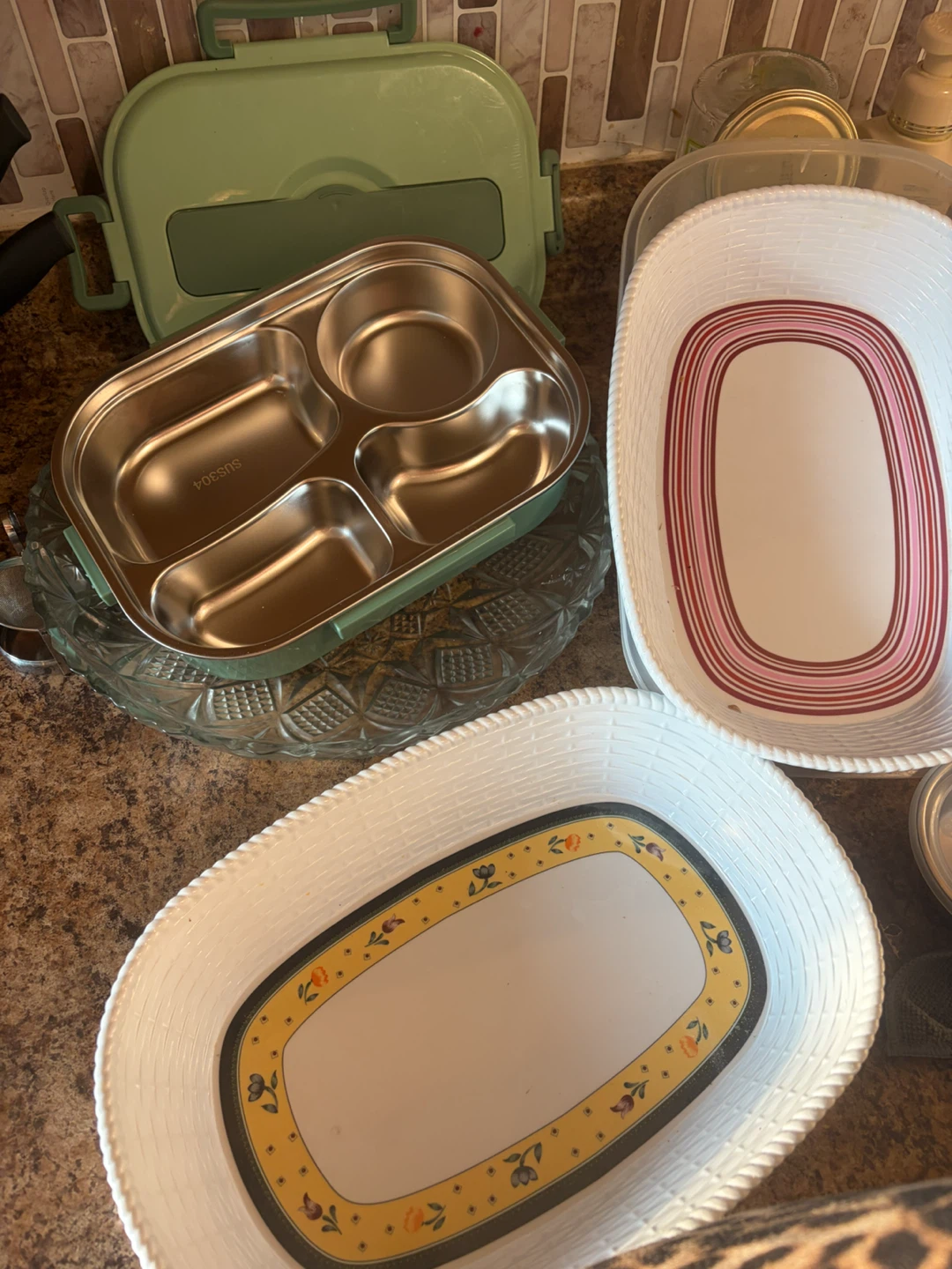 Green Bento Lunch Box with Stainless Steel Compartments - photo 2