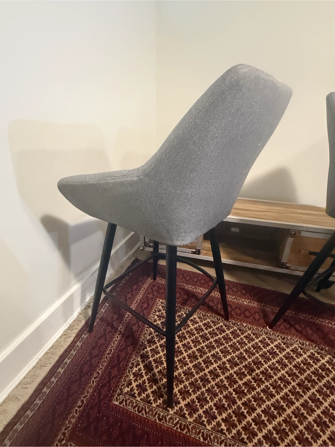 Set of 4 Grey Upholstered Bar Stools - photo 3