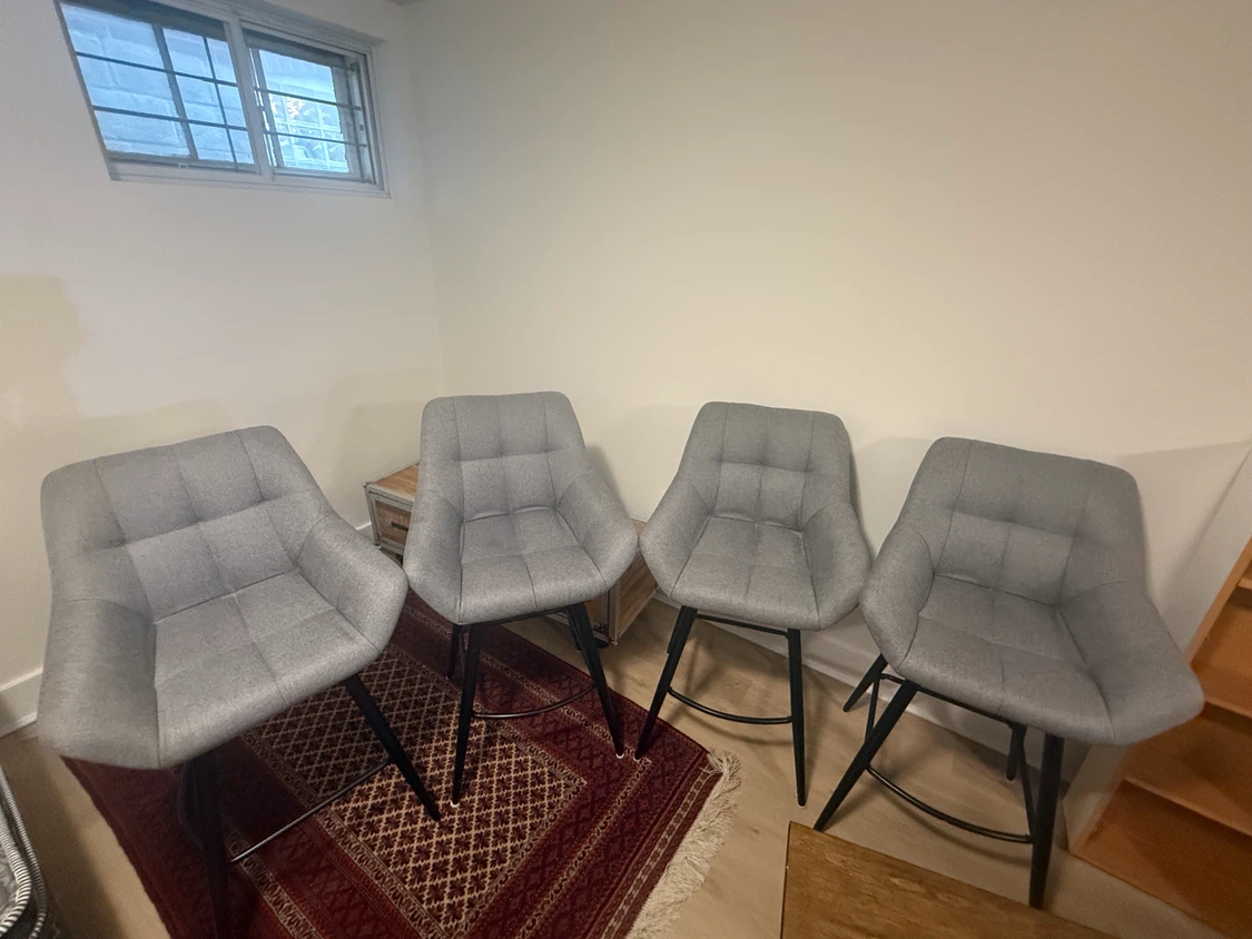 Set of 4 Grey Upholstered Bar Stools - photo 4