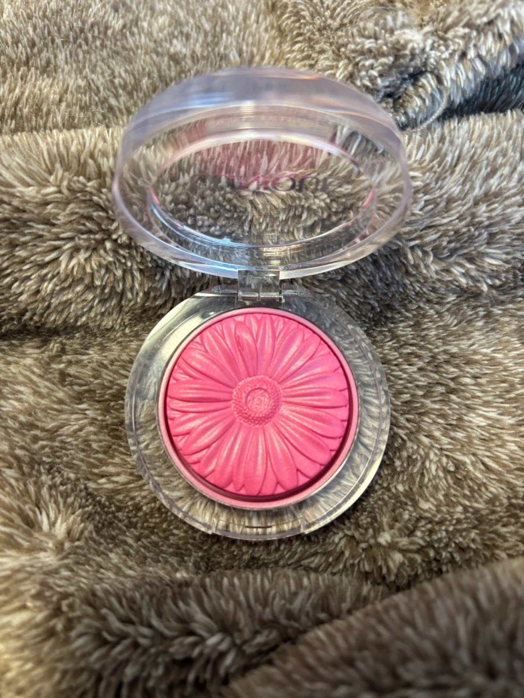 Clinique Cheek Pop Blush in 04 Plum Pop - photo 2
