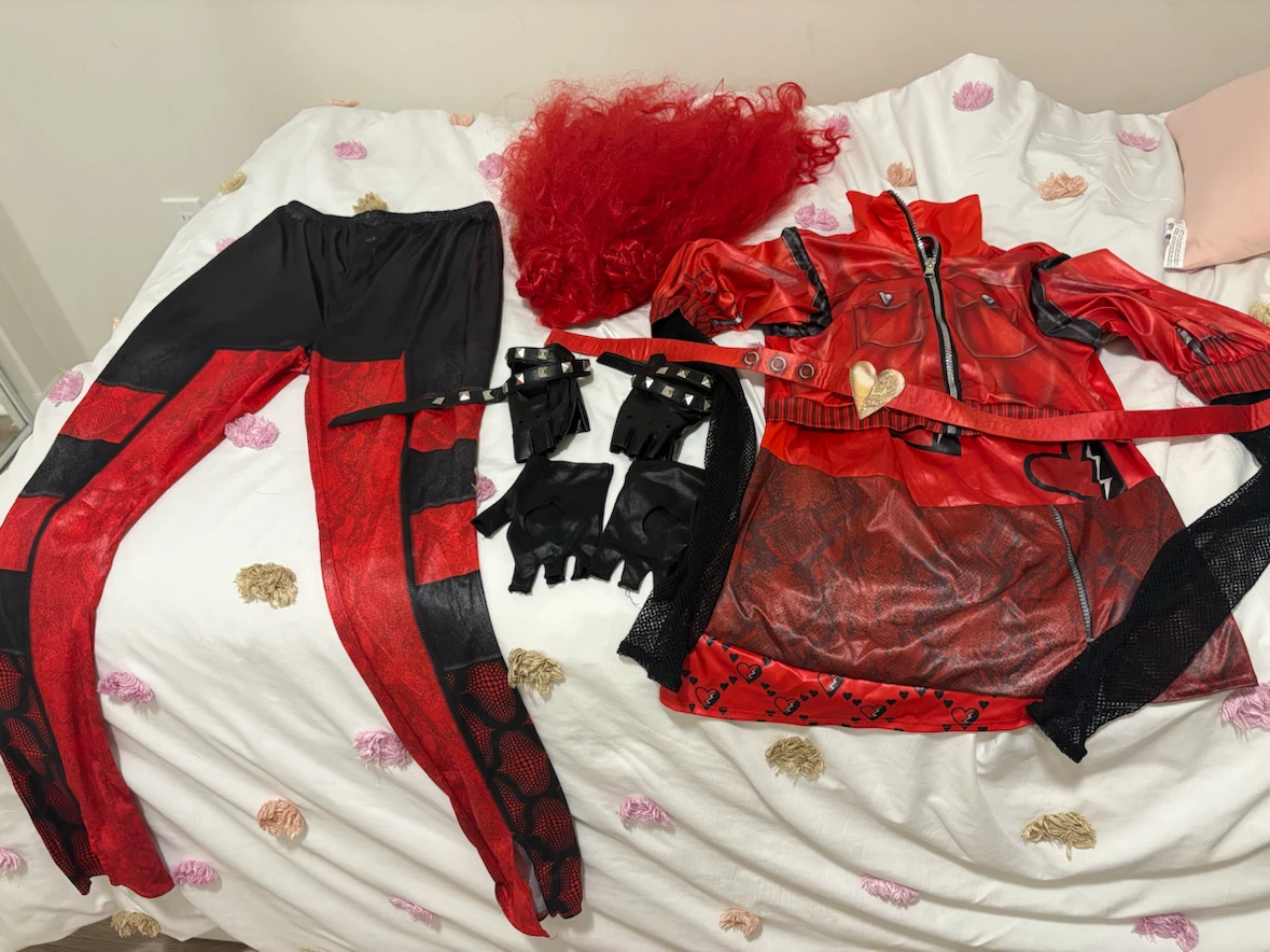Disney Descendants Red costume + Wig - photo 4