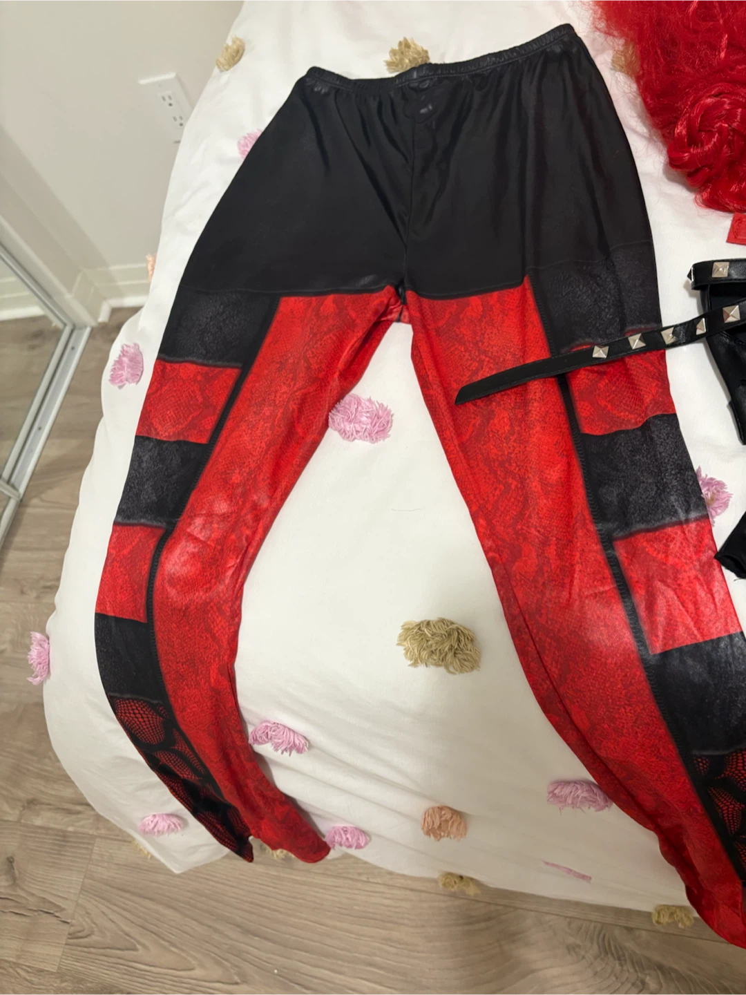 Disney Descendants Red costume + Wig - photo 5