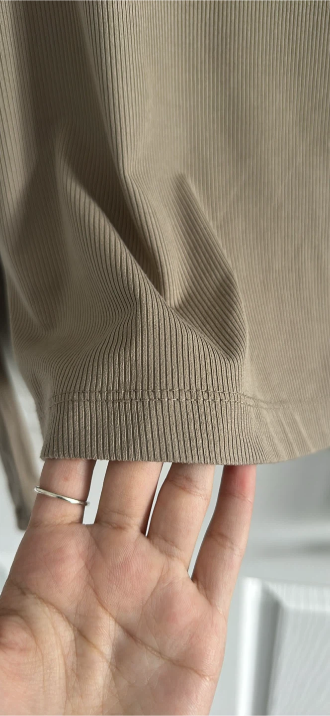 Fitted ribbed long sleeve top - photo 5