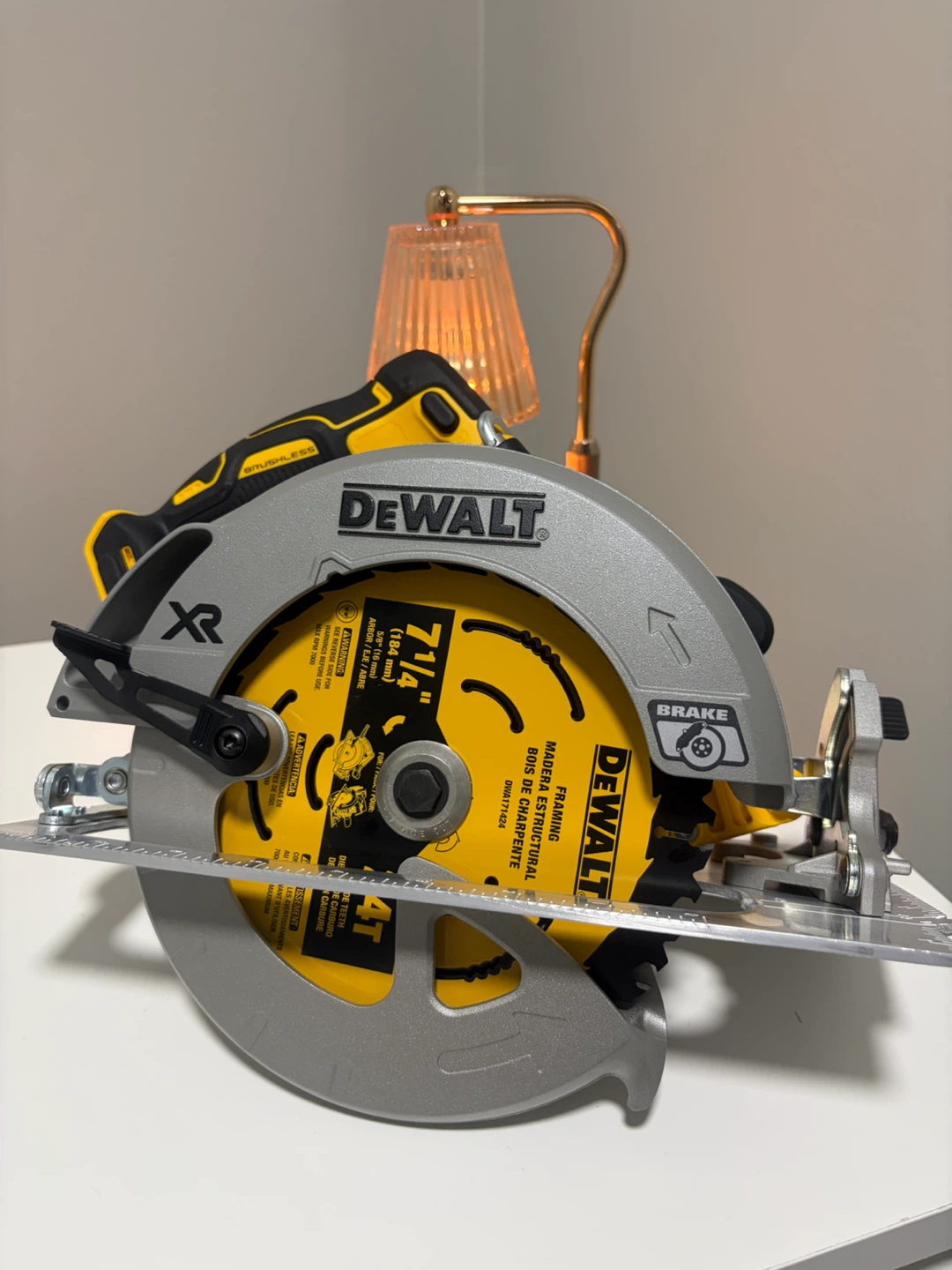 DEWALT 7 1/4" Brushless Circular Saw Blade