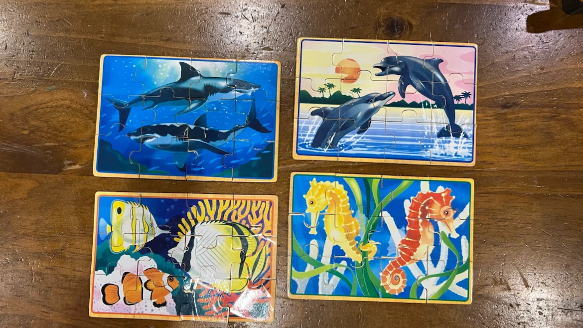 4-Twelve Piece Wooden Jigsaw Puzzles in a Box - Sea Life - photo 2