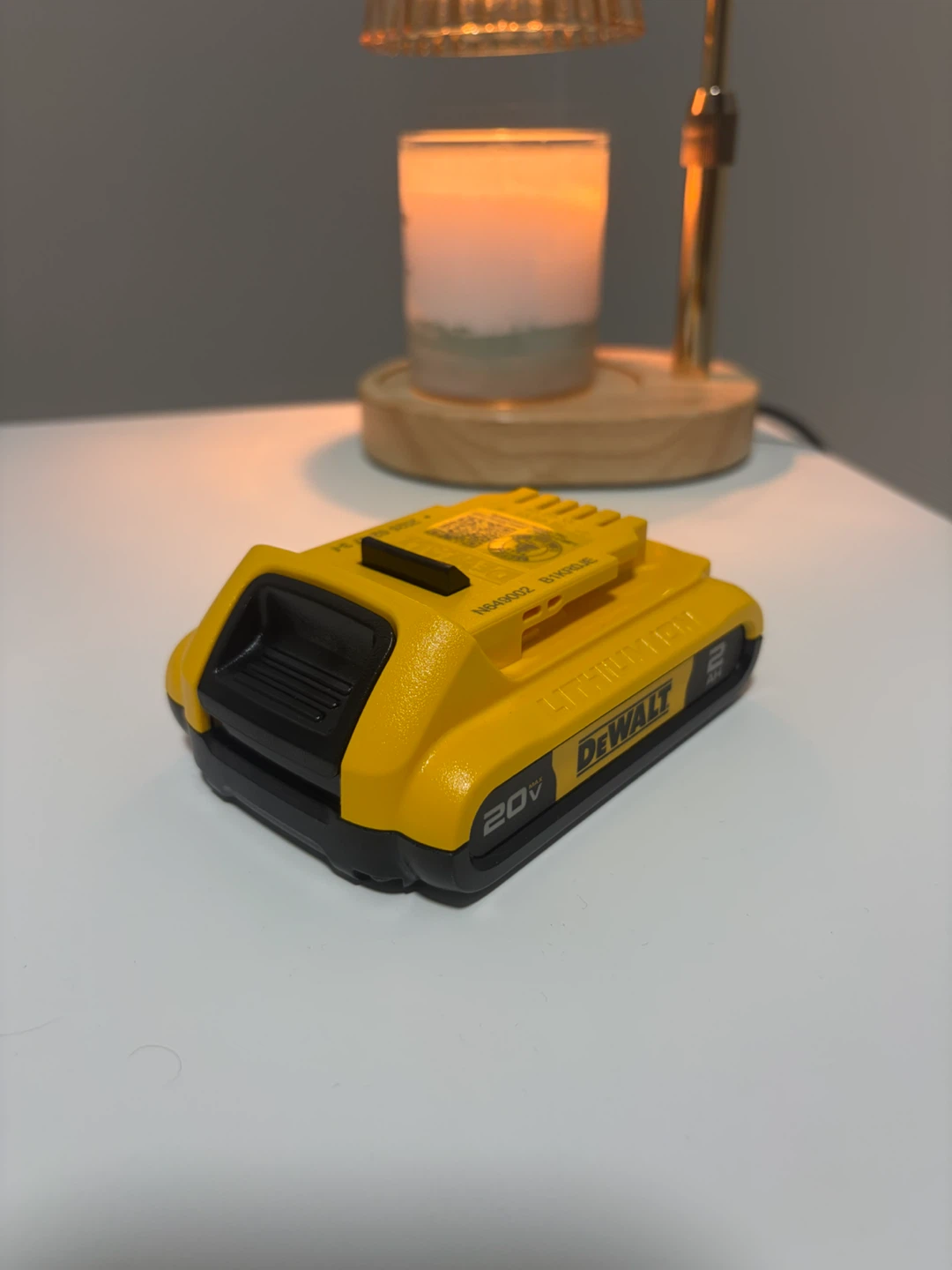 DEWALT 20V Lithium-ion Battery