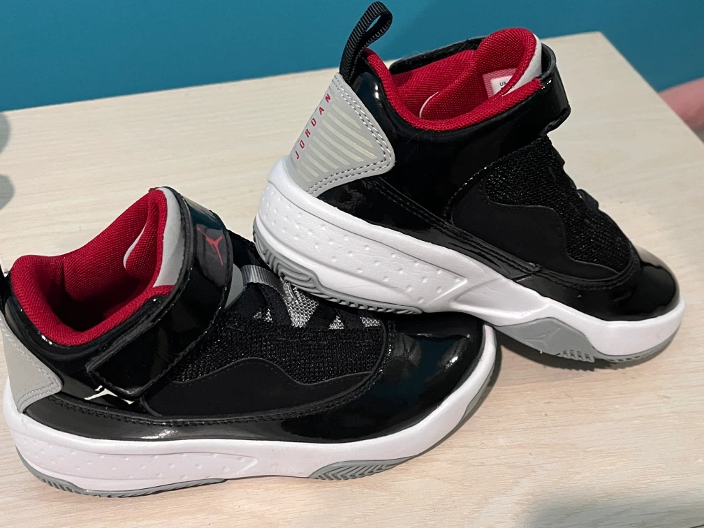Kids Jordan Max Aura 2 "Black Cement" - Size 11C - photo 4