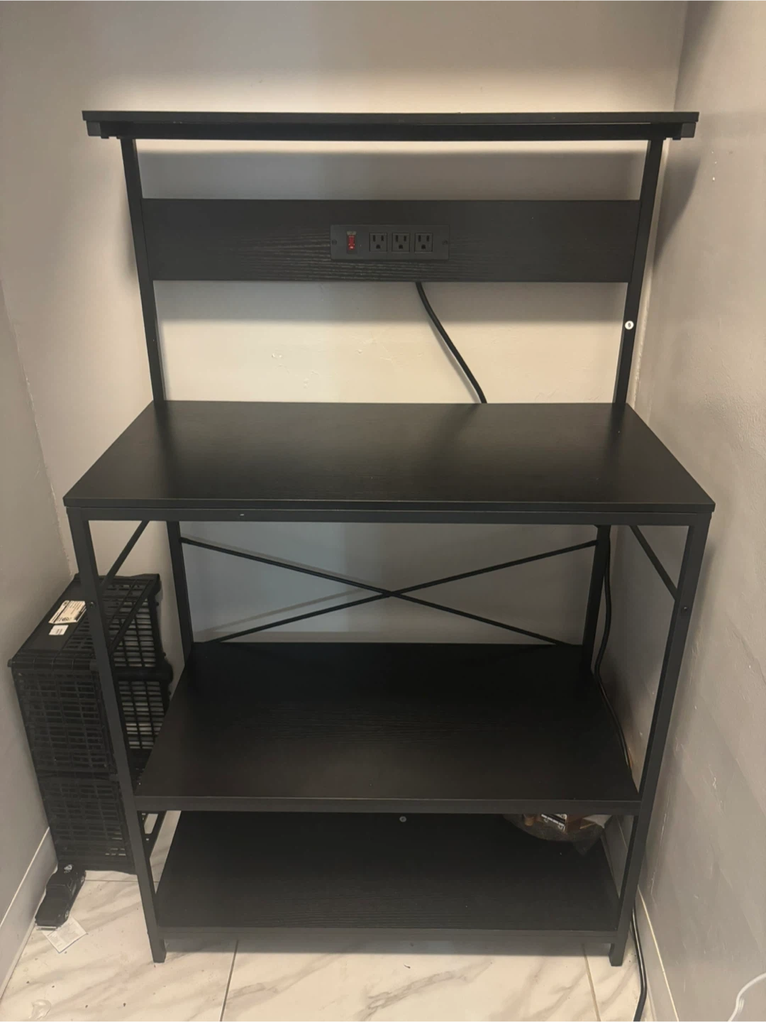 SUPERJARE Baker's Rack with Power Outlets - Black, 39.4 Inch