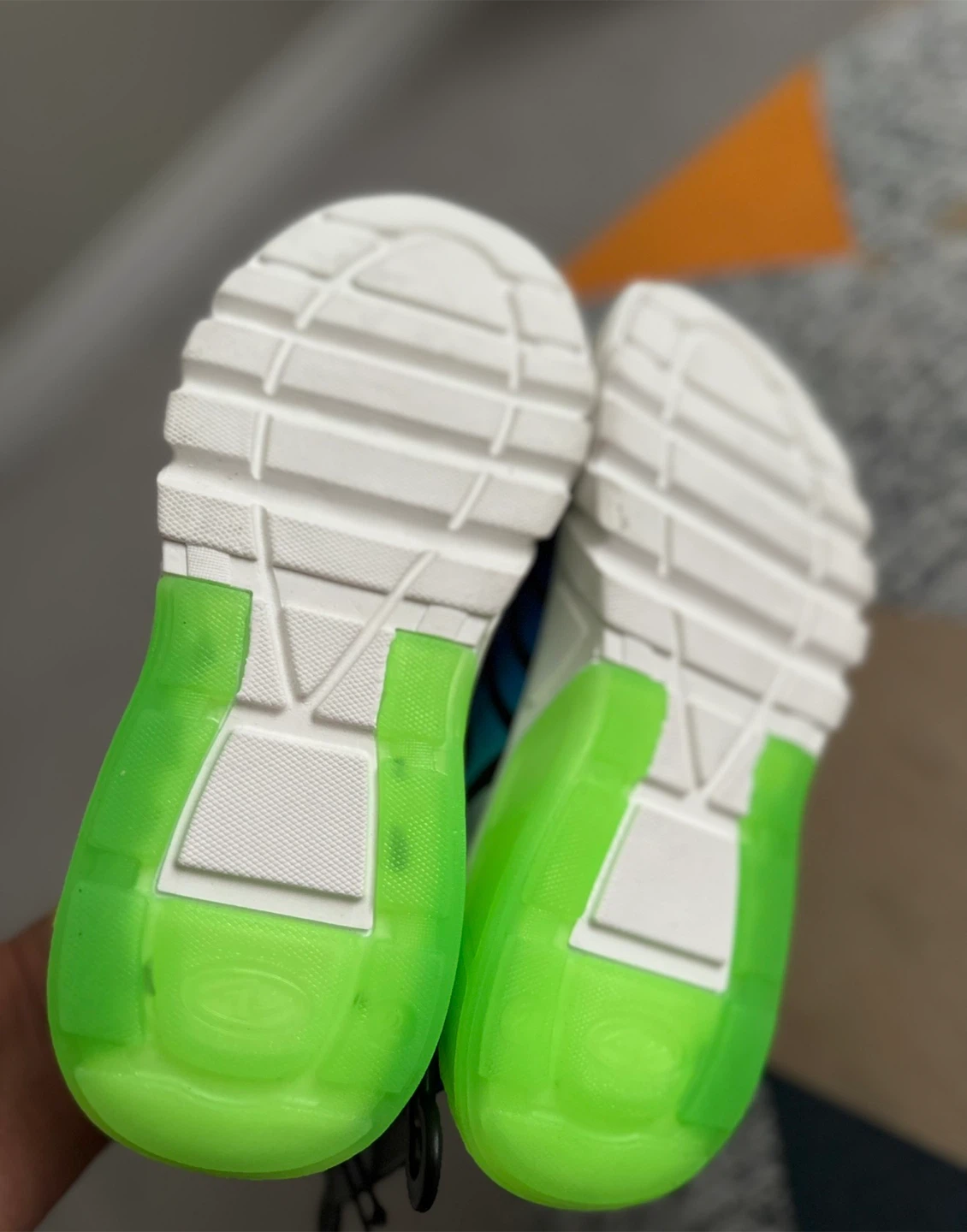 Kids Brand new  Light-Up Sneakers - photo 2