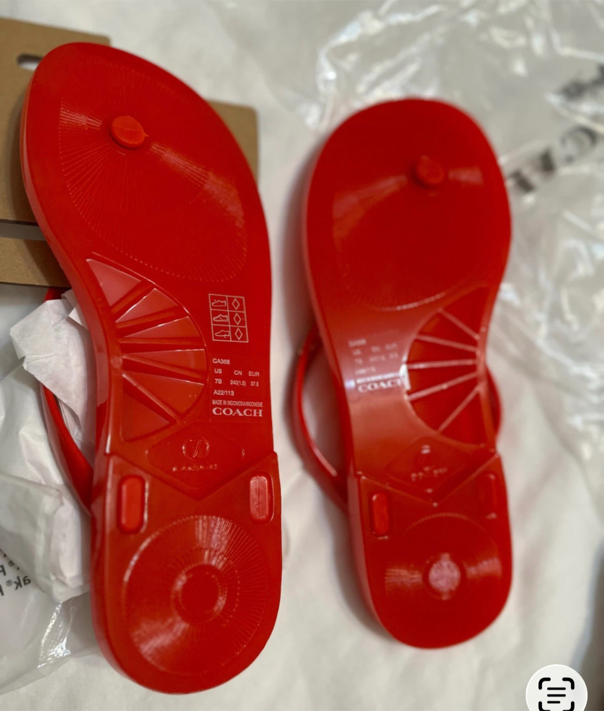New Coach Red Jelly Flip Flops Size 7 - photo 2