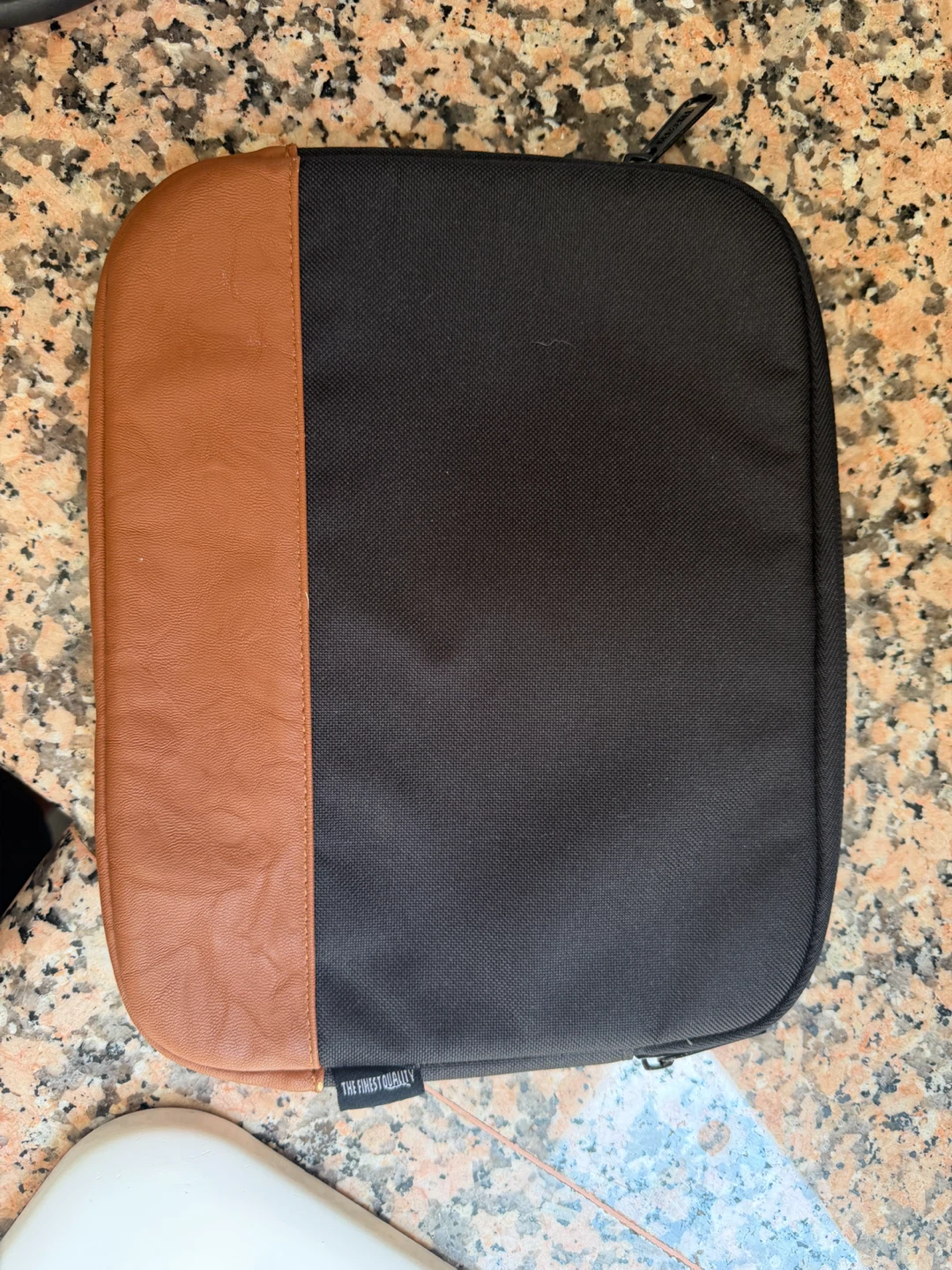 Herschel Supply Co. iPad Case - photo 2