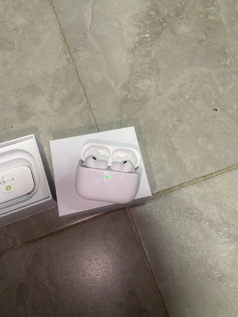 AirPods Pro 3 - Brand New - photo 2