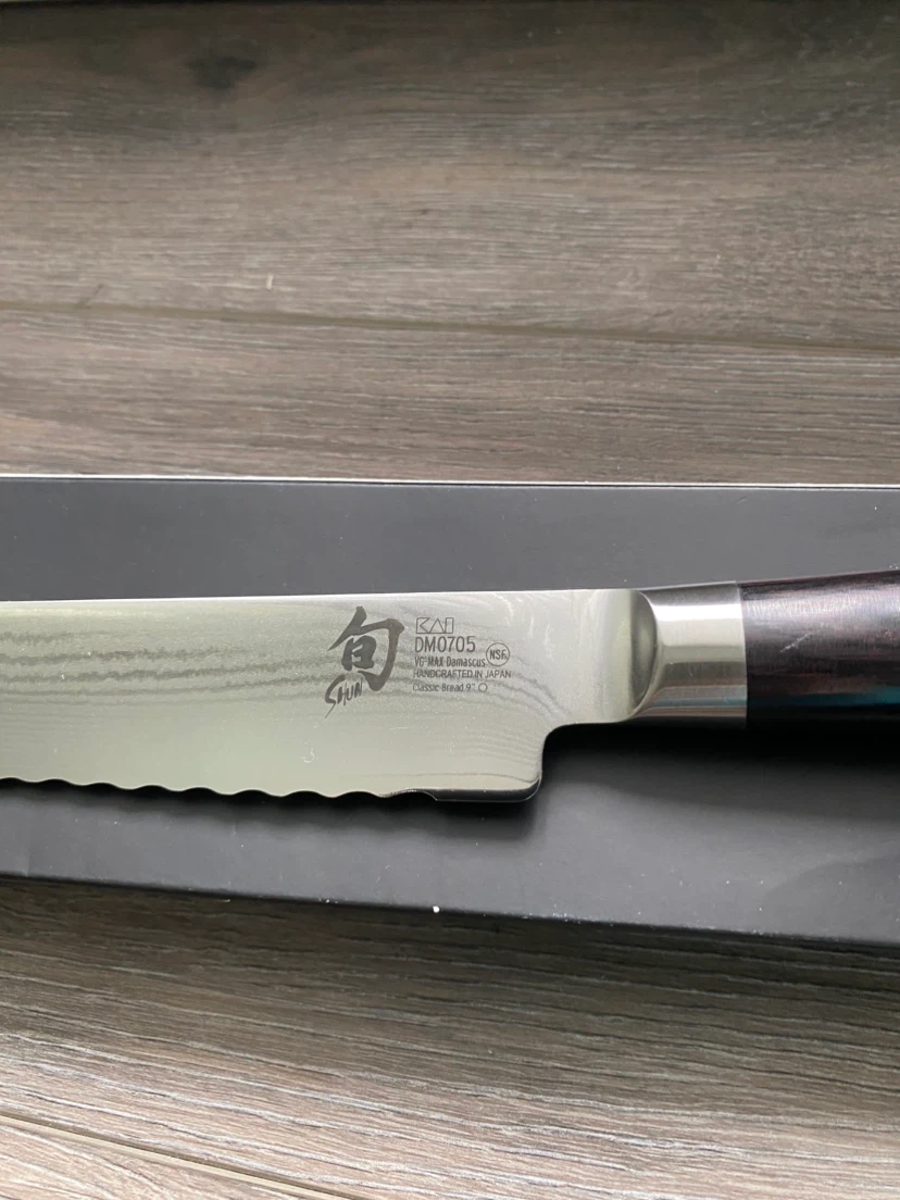 Shun 9" Handcrafted Bread Knife