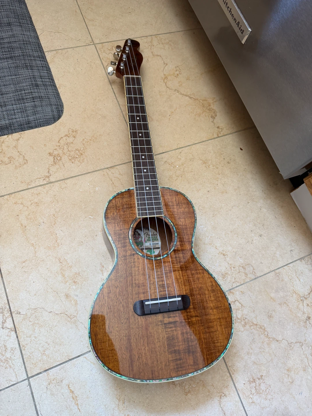 Fender Nohea Tenor Ukulele with Gig Bag