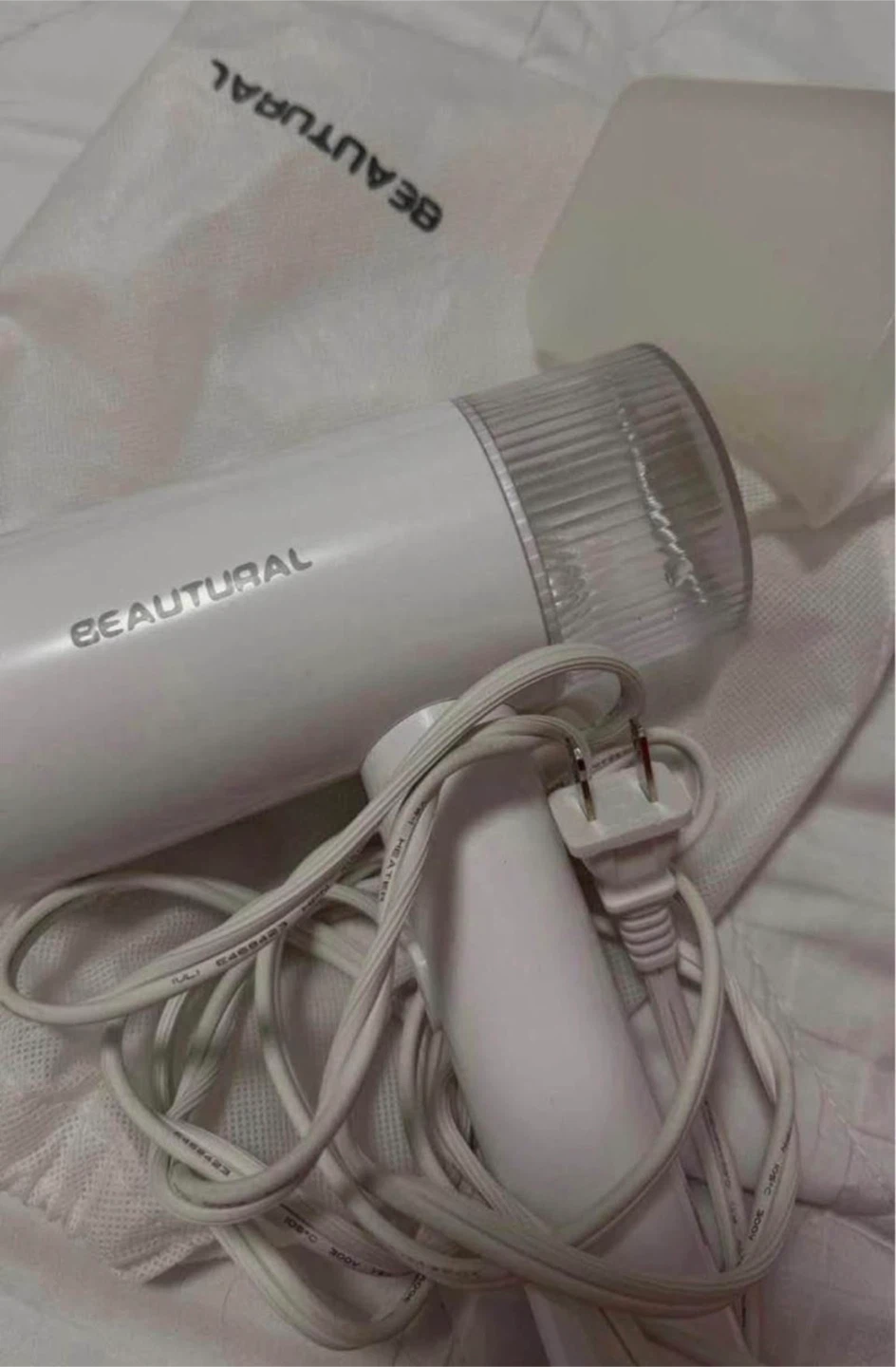 BEAUTURAL Handheld Clothing Steamer
