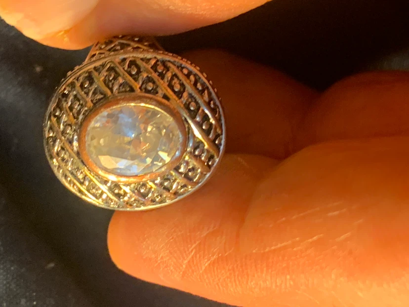 Vintage style cocktail ring with oval gemstone - photo 3
