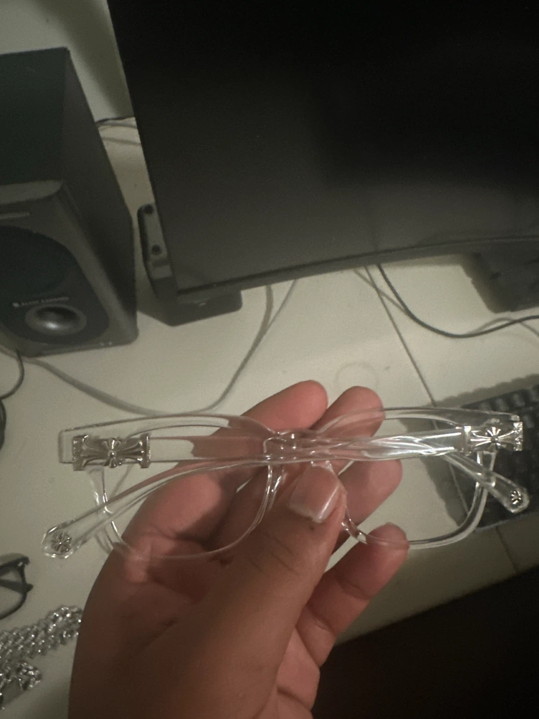 Clear & Black chrome here Glasses - photo 2