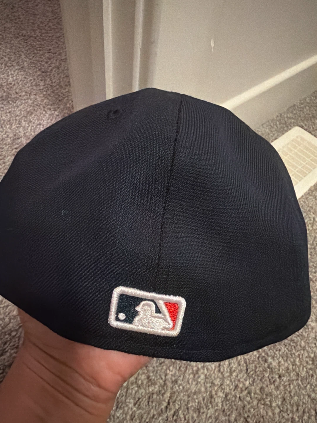 New Era 59FIFTY Cleveland Indians Fitted Cap Size 8 - photo 2