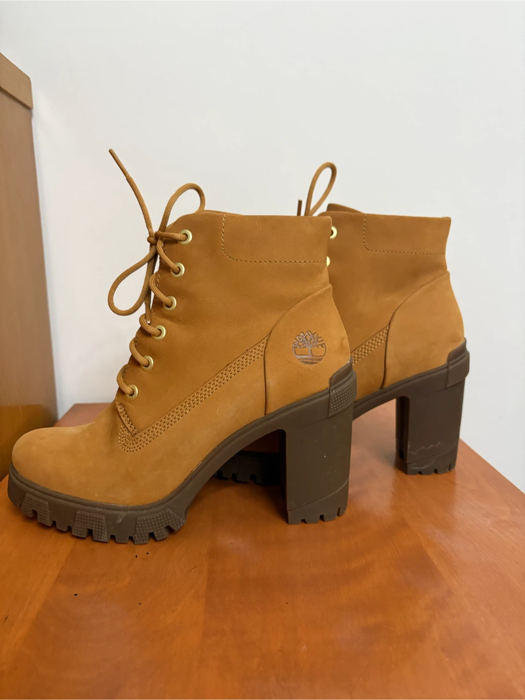 Timberland High Boots size 8 - photo 2