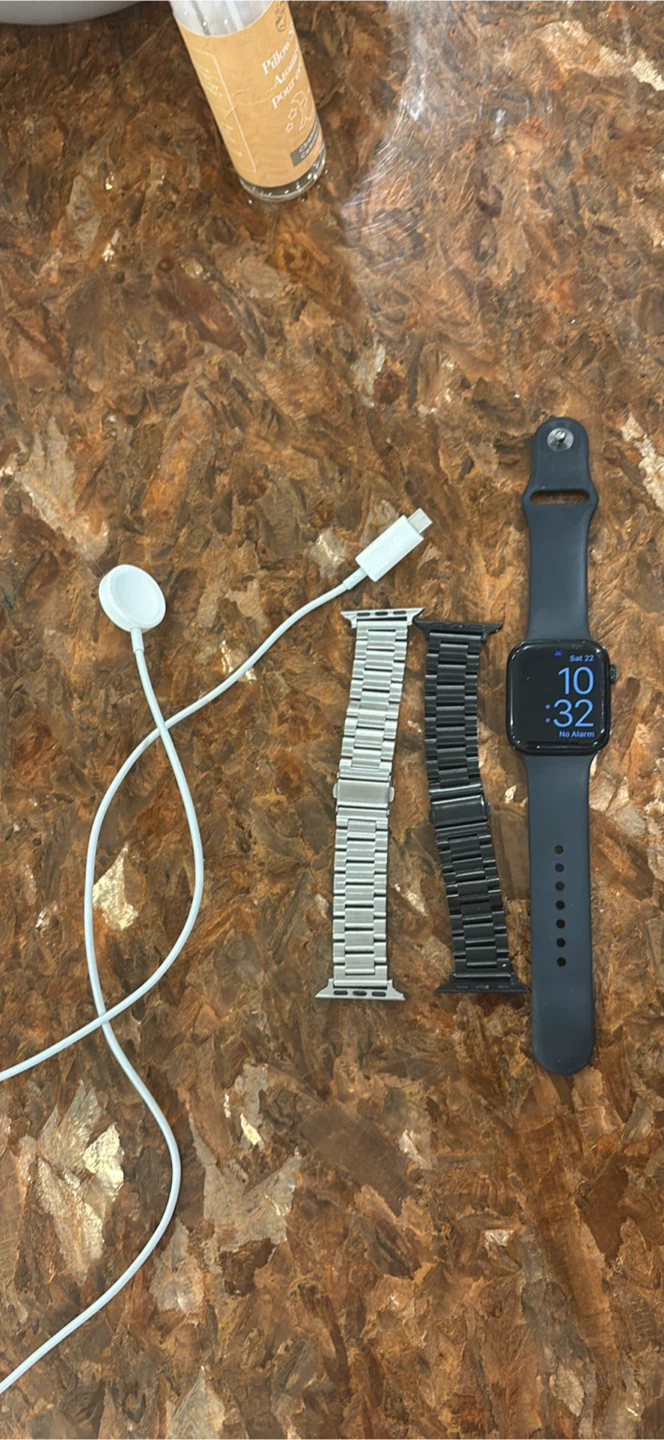 Apple Watch SE (2nd Gen) GPS 44mm Aluminum