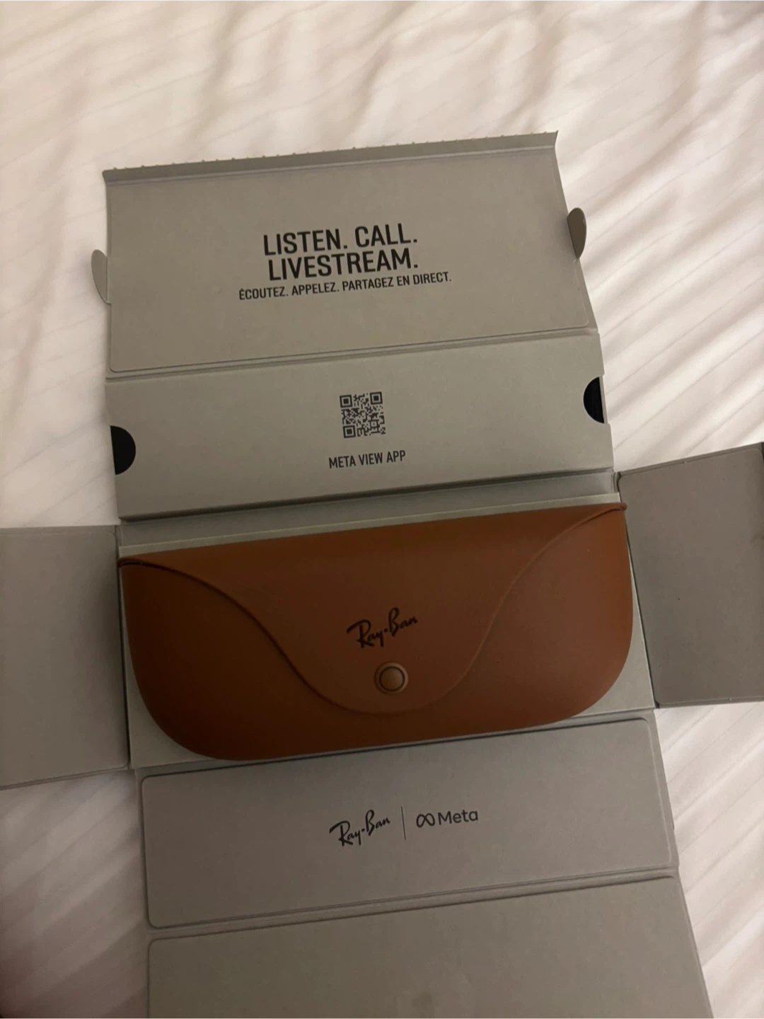 Ray-Ban x Meta Wayfarer Smart Glasses - photo 4
