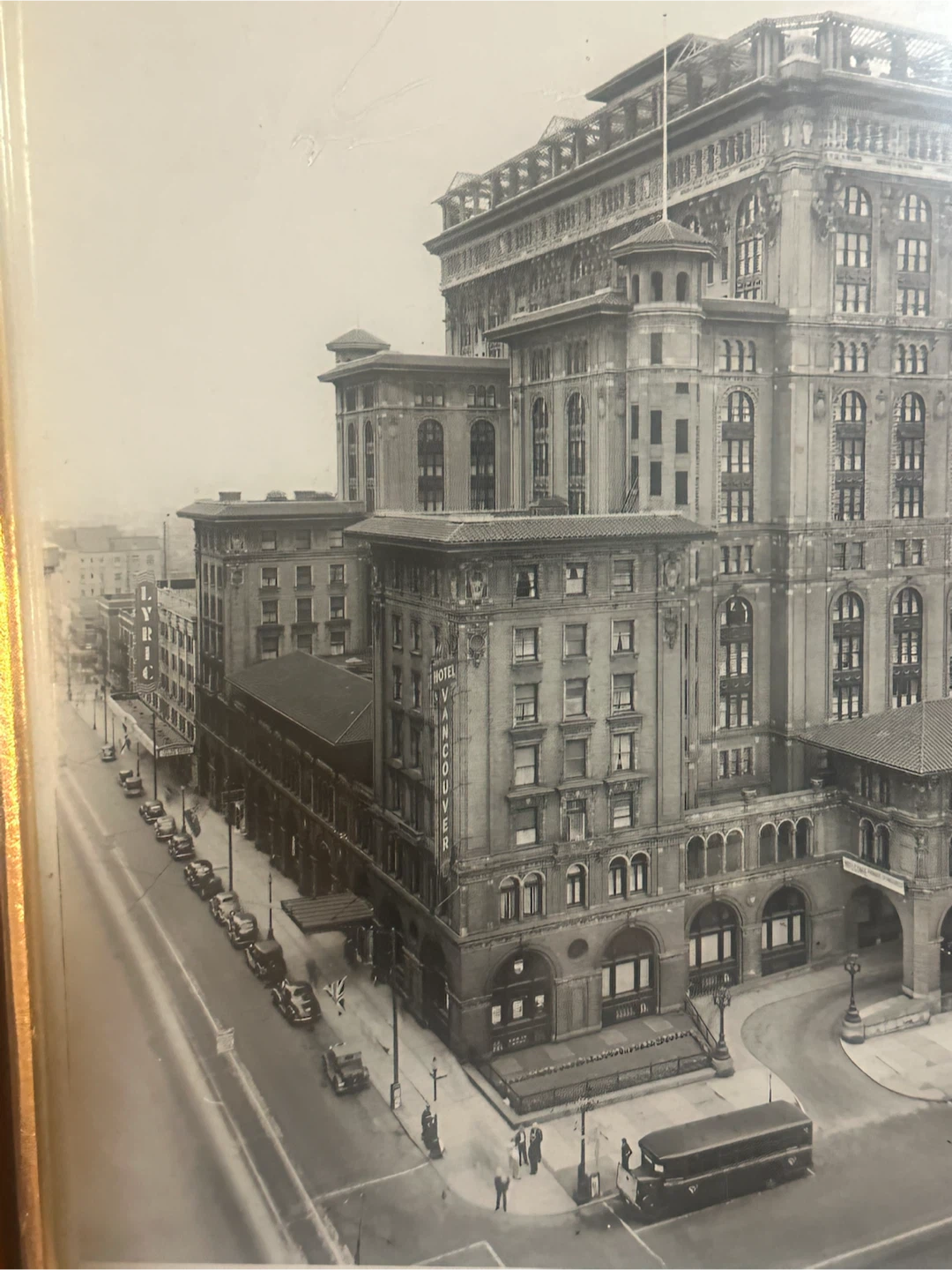 Vintage Leonard Frank Framed Photo: 2nd Hotel Vancouver - photo 5