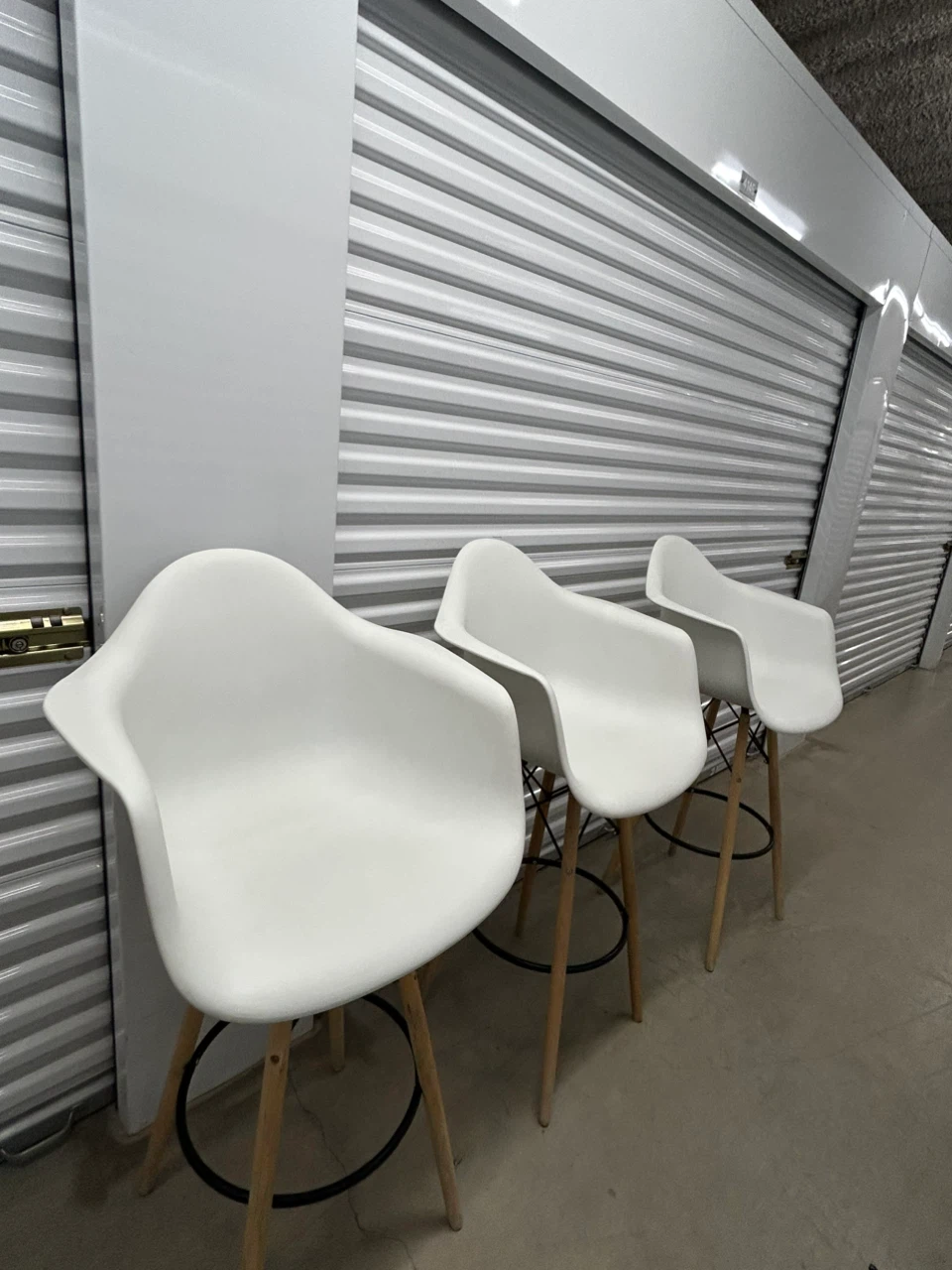 Set of 3 White Mid Century Style Bar Stools