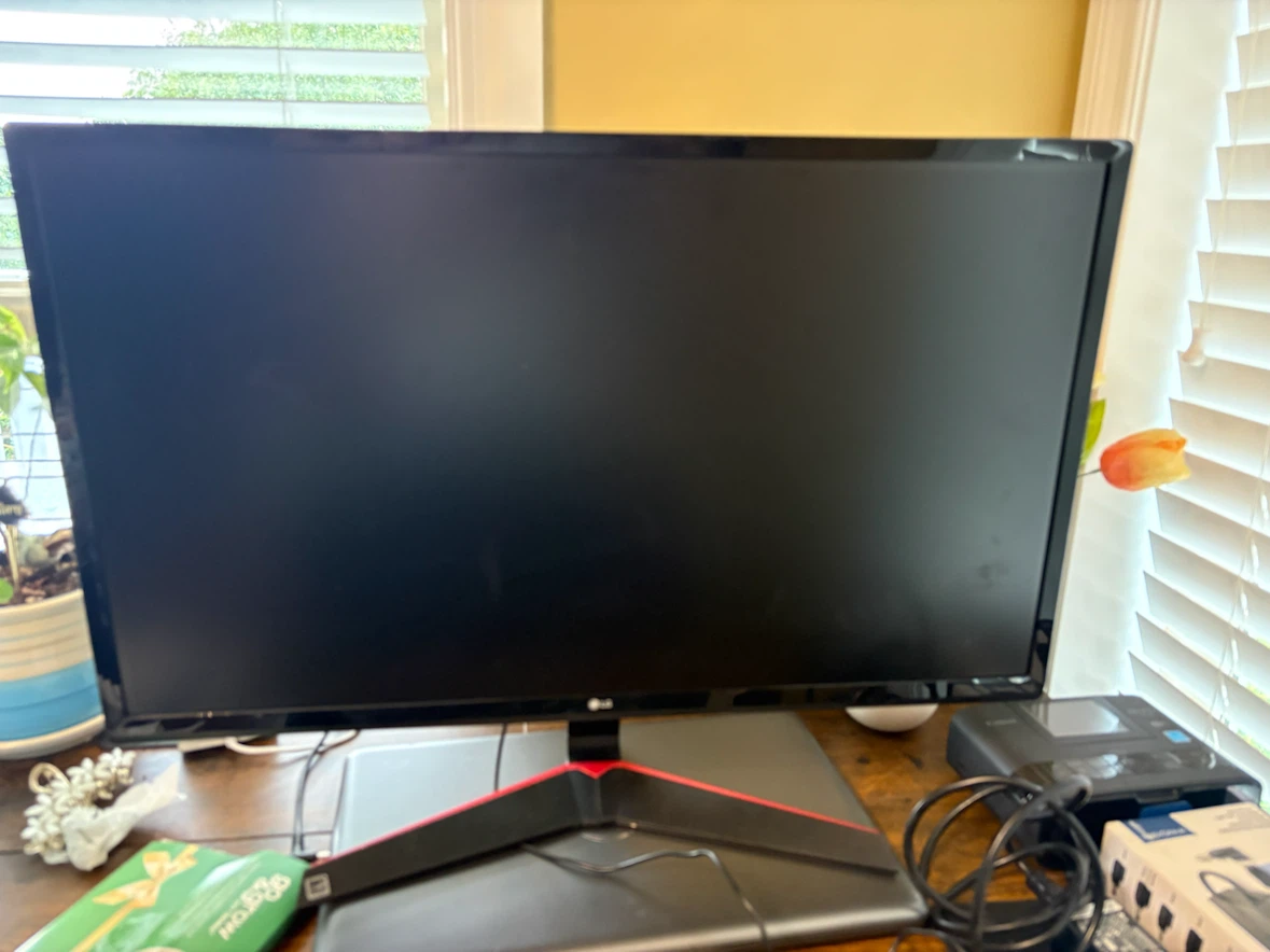 LG 27-Inch Gaming Monitor - photo 4
