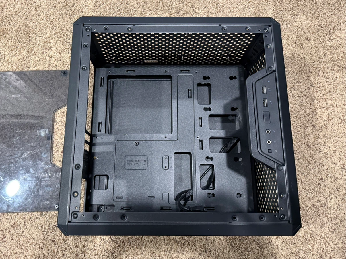 used PC cases (read description) - photo 4