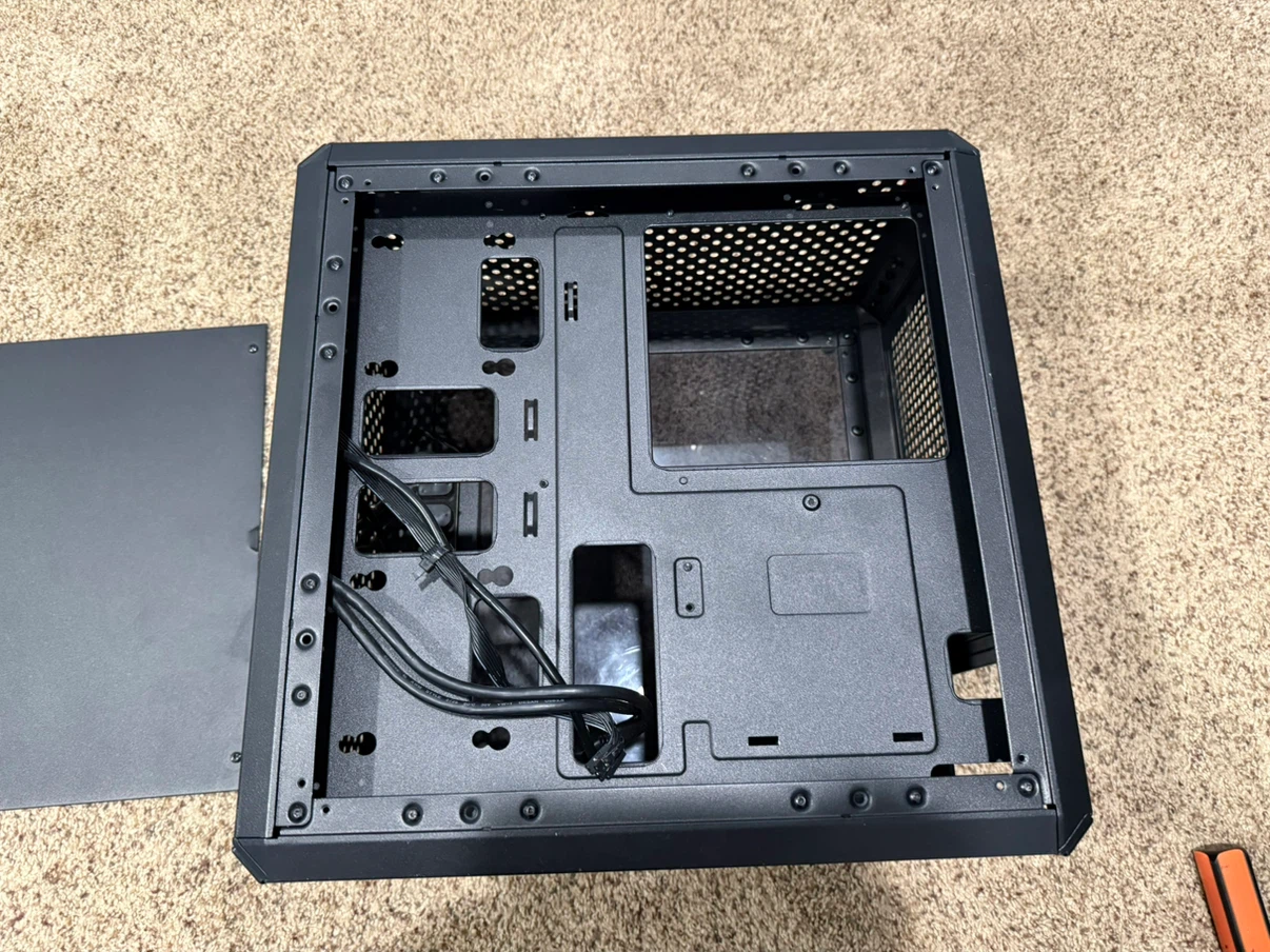 used PC cases (read description) - photo 5
