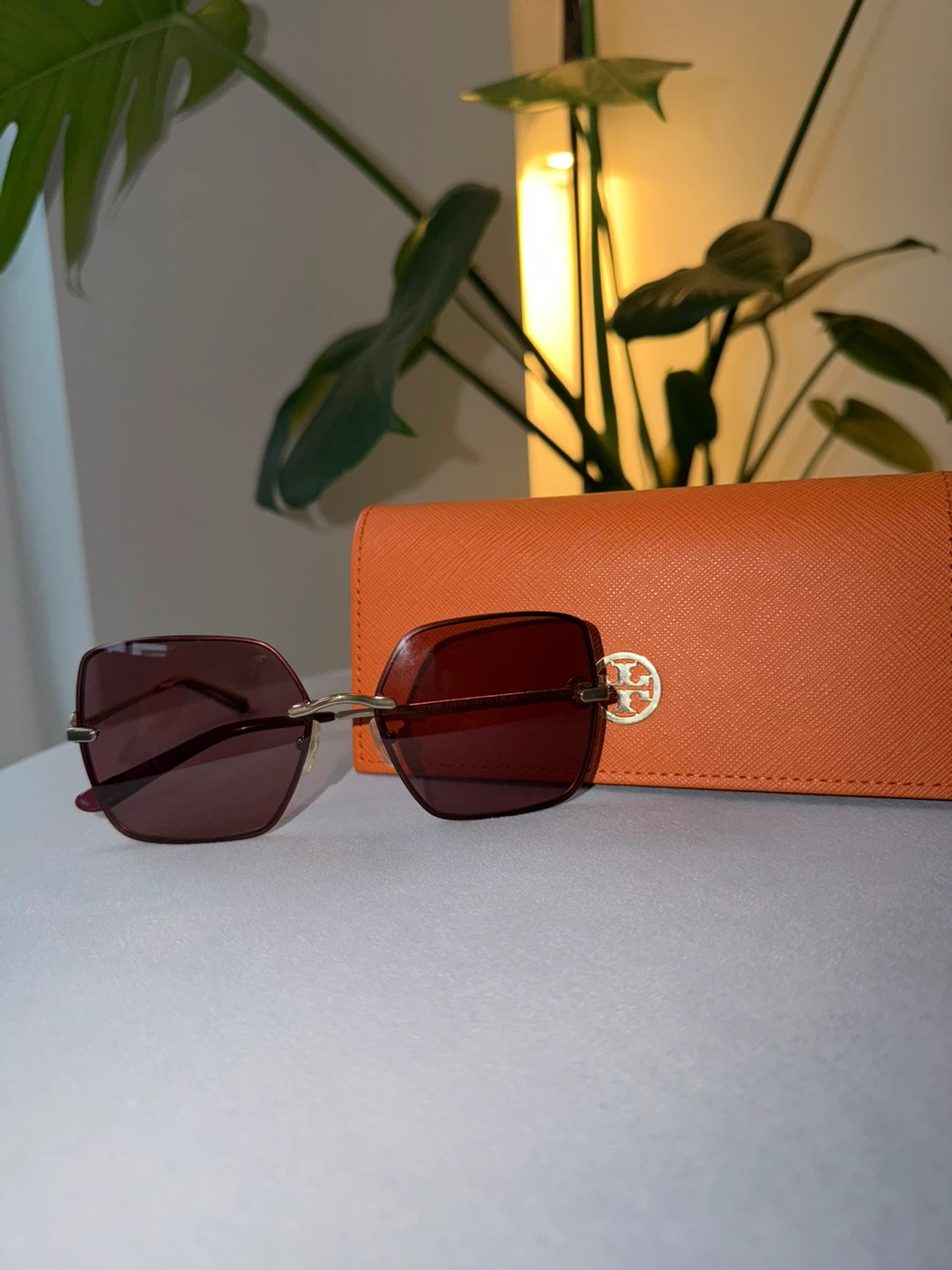Tory Burch Sunglasses with Orange Case