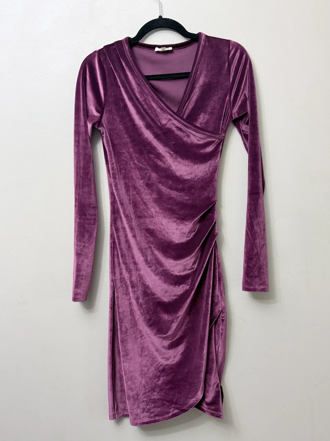 Wilfred Free Velvet Ruched Wrap Dress