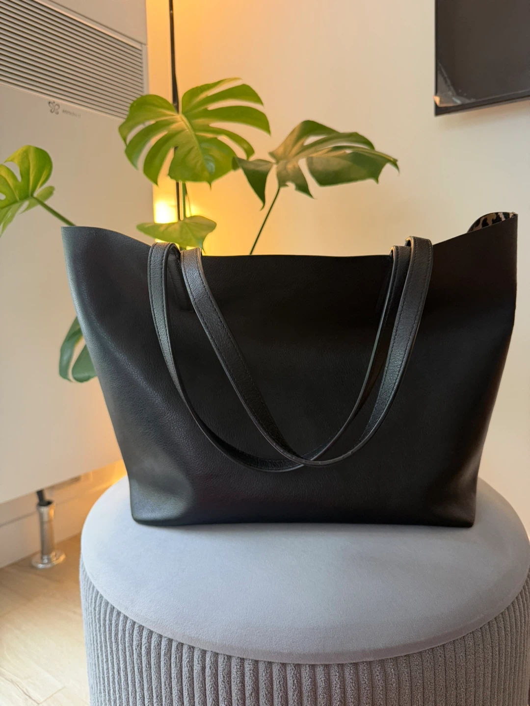 Kate Spade Black Tote Bag with Leopard Print Pouch - photo 2