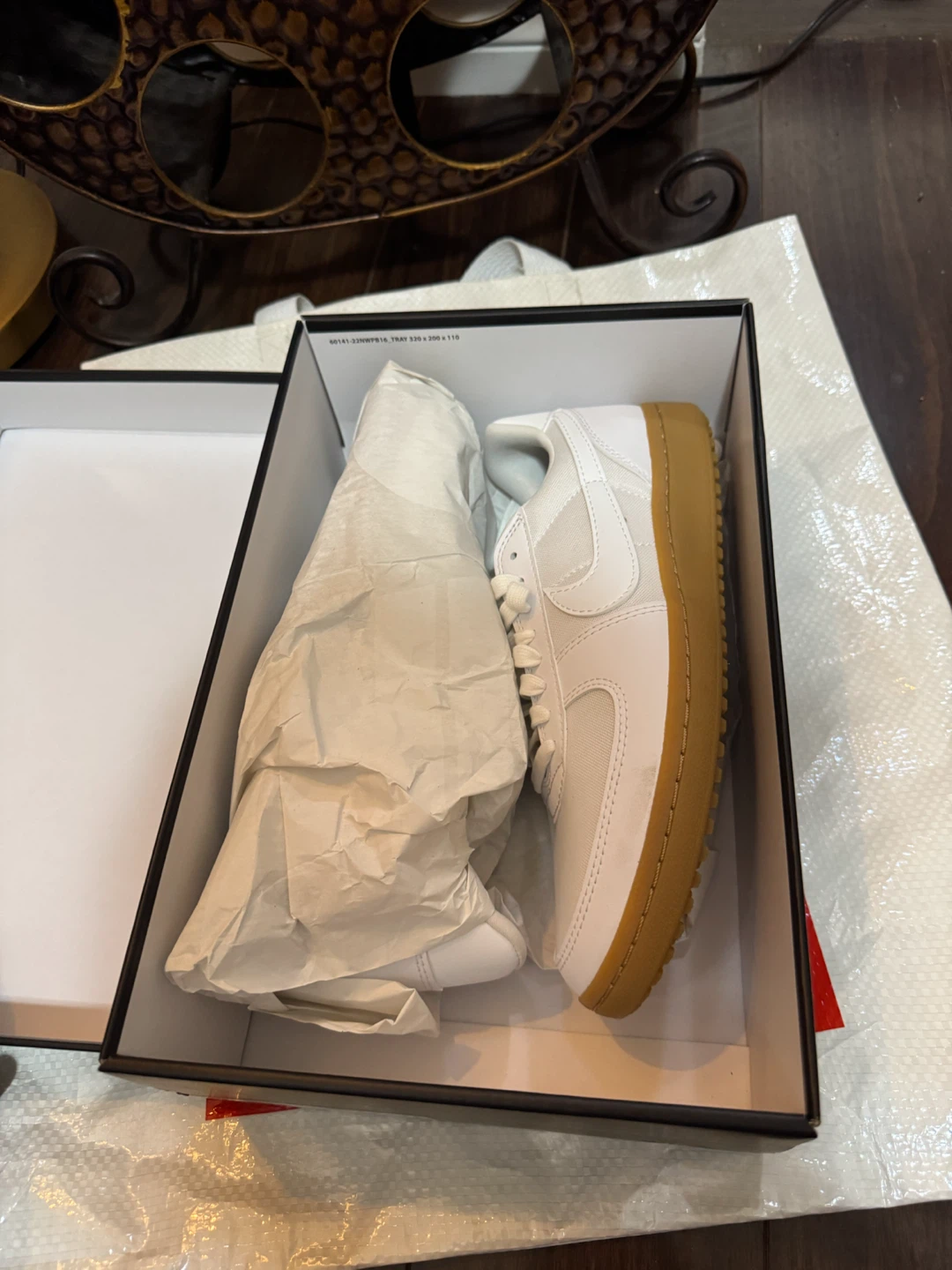 Nike Women's Field General White Gum Sole Sneakers Size 10 - photo 2