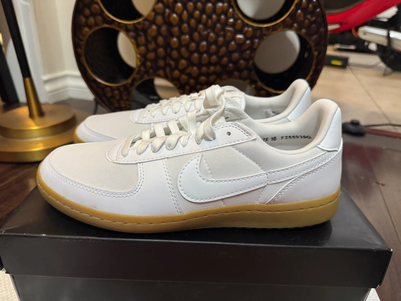 Nike Women's Field General White Gum Sole Sneakers Size 10 - photo 3
