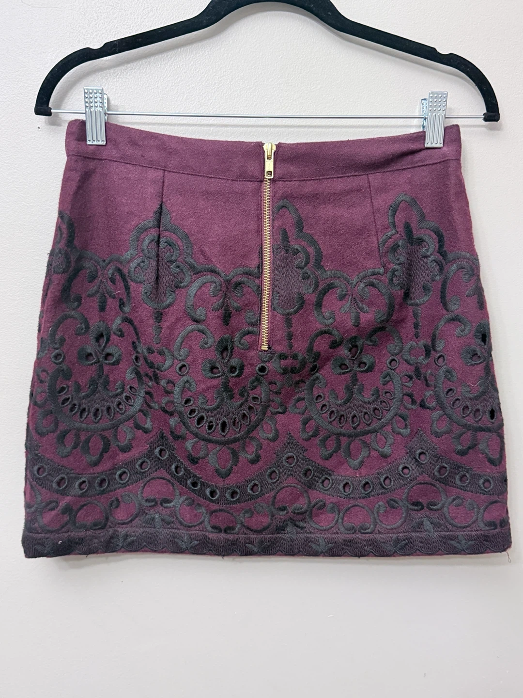 Topshop Burgundy Embroidered Mini Skirt 6 - photo 3
