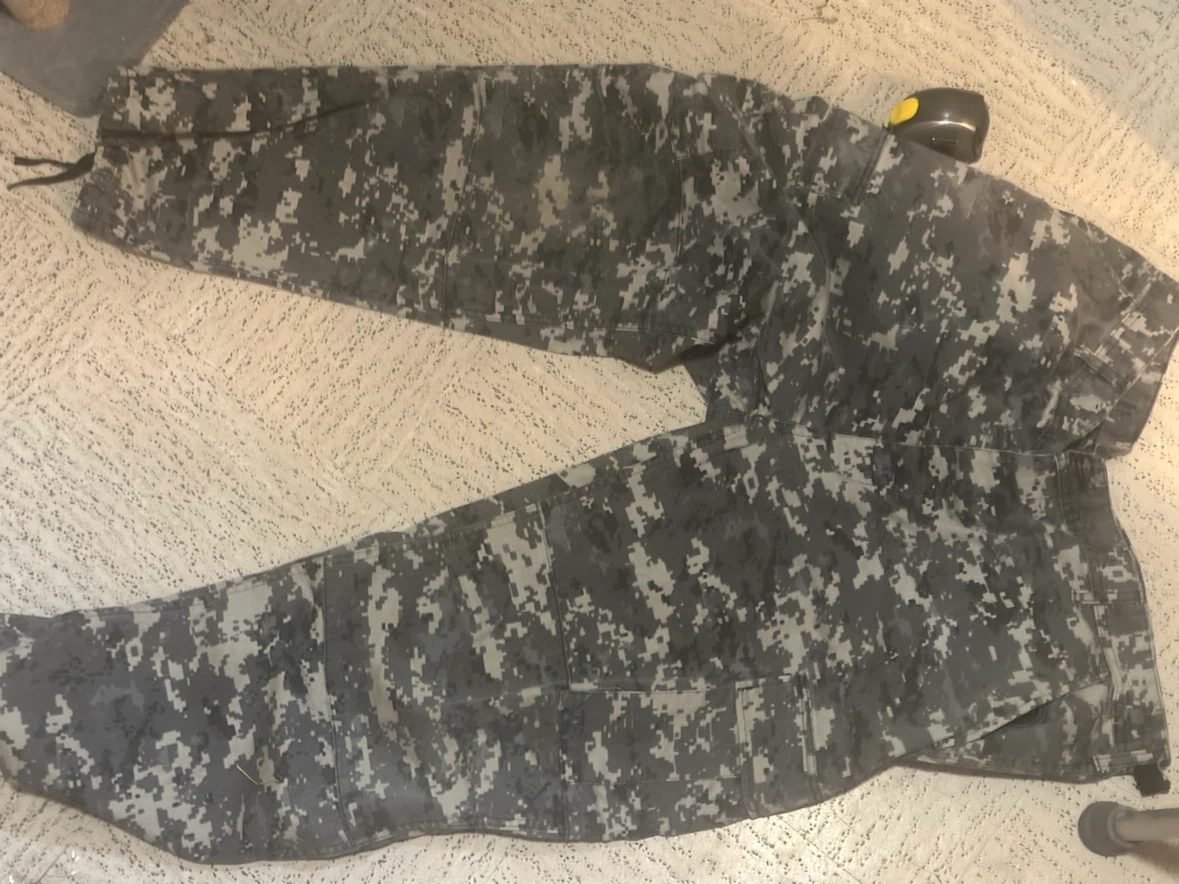 US Army ACU Digital Camo Uniform Set Jacket & Cargo Pants - photo 2