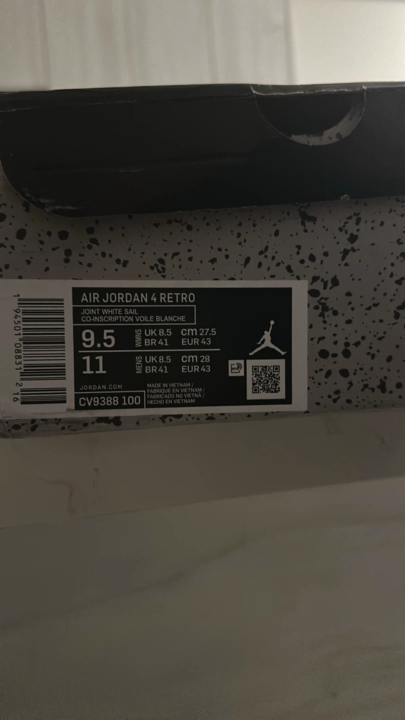 Air Jordan 4 Retro "Off-White" Sail Sneakers - photo 4