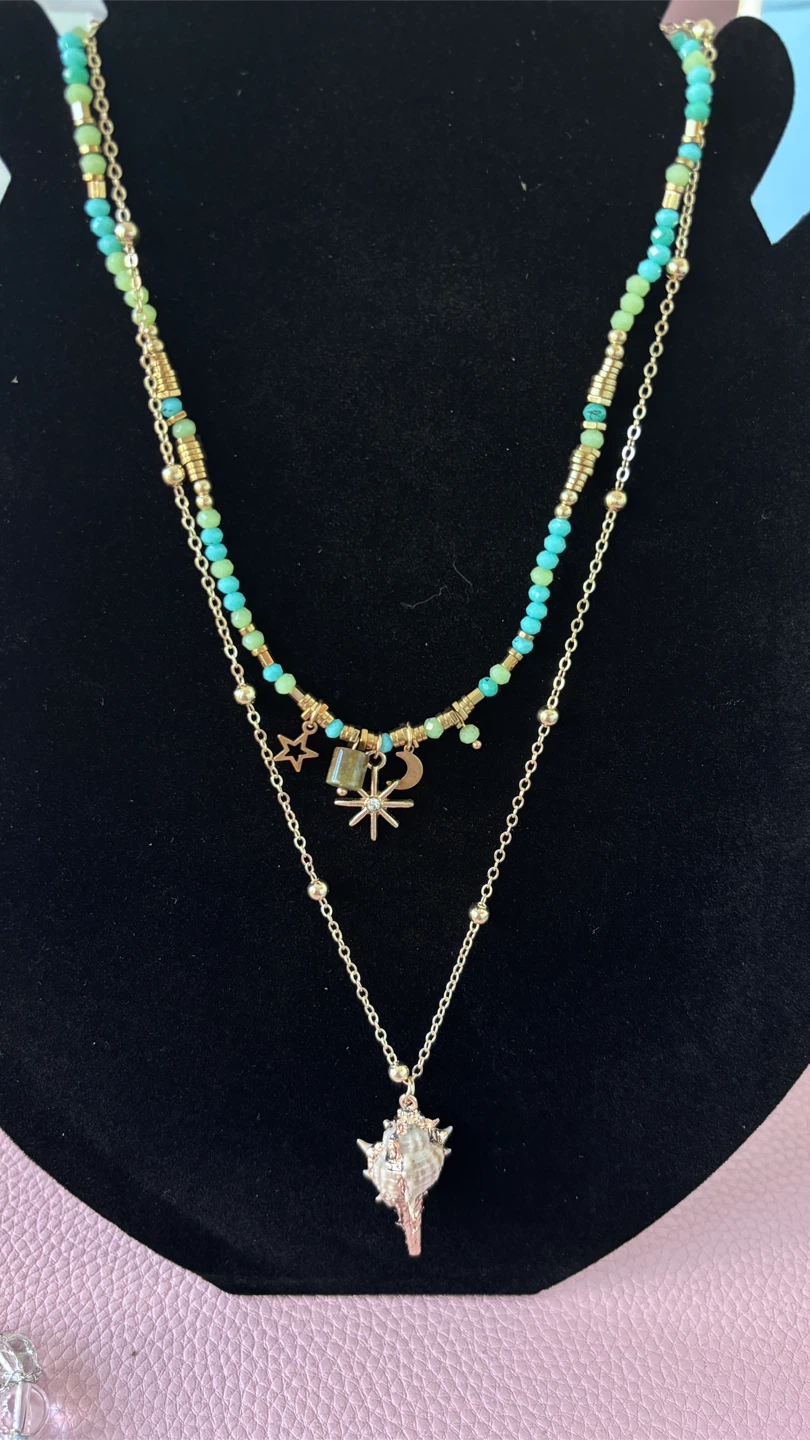 Layered Necklace with Shell Pendant