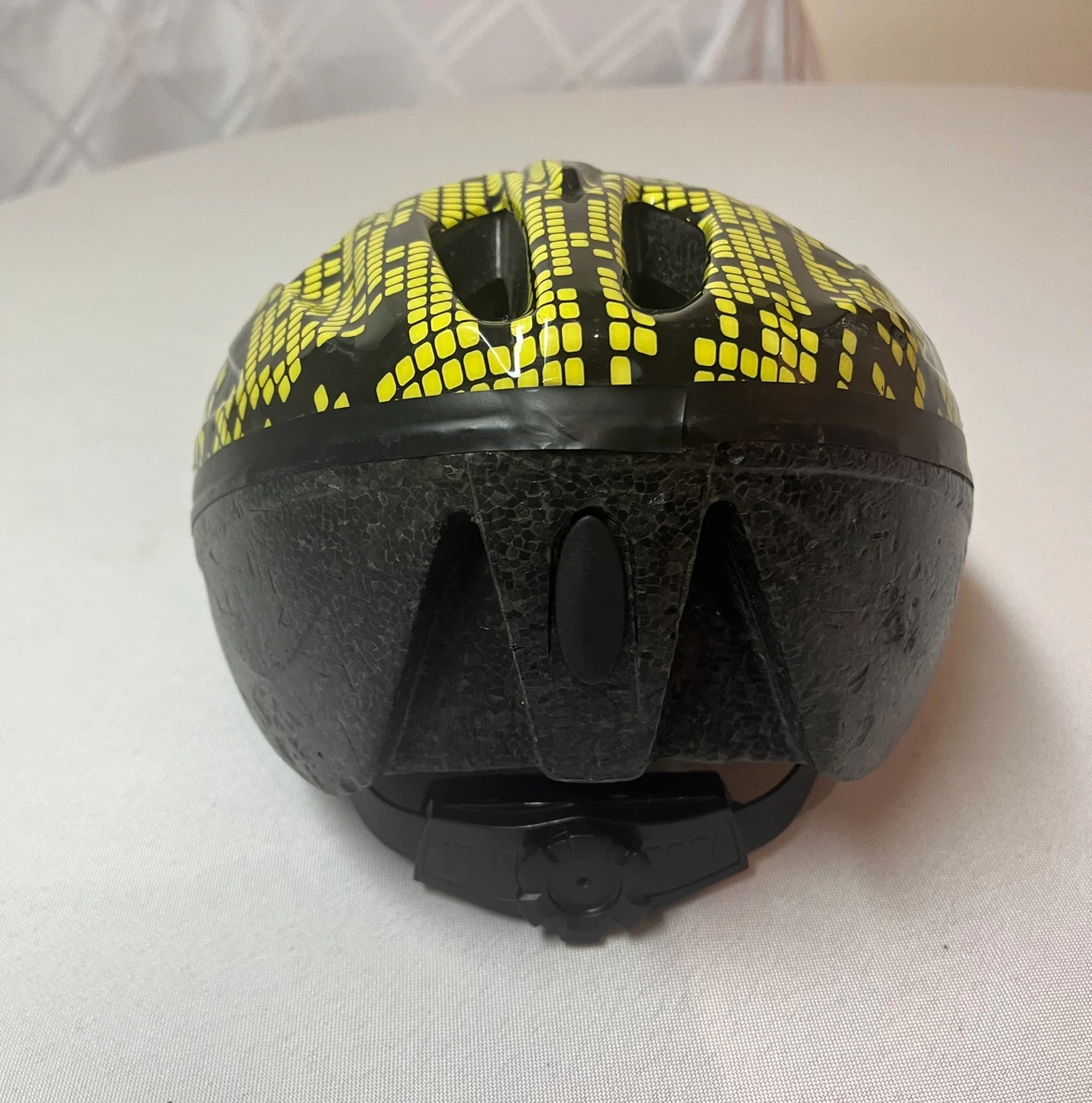 Boys or Small Teen Bike Helmet / adjustable / ages 8-14 - photo 3