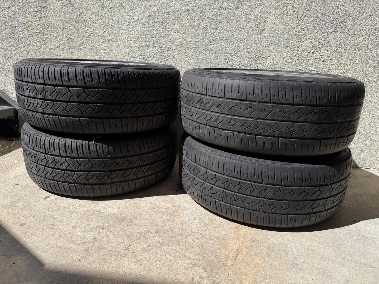 Set of 4 Continental Tires with Honda accord rims - photo 3