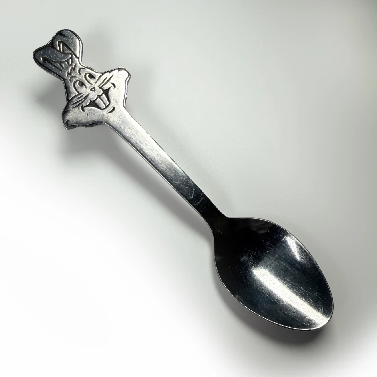 Vintage 1975 Bugs Bunny Spoon