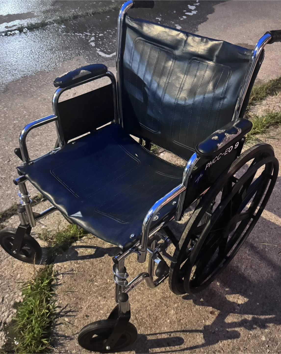 Medline excel wheelchair - photo 2