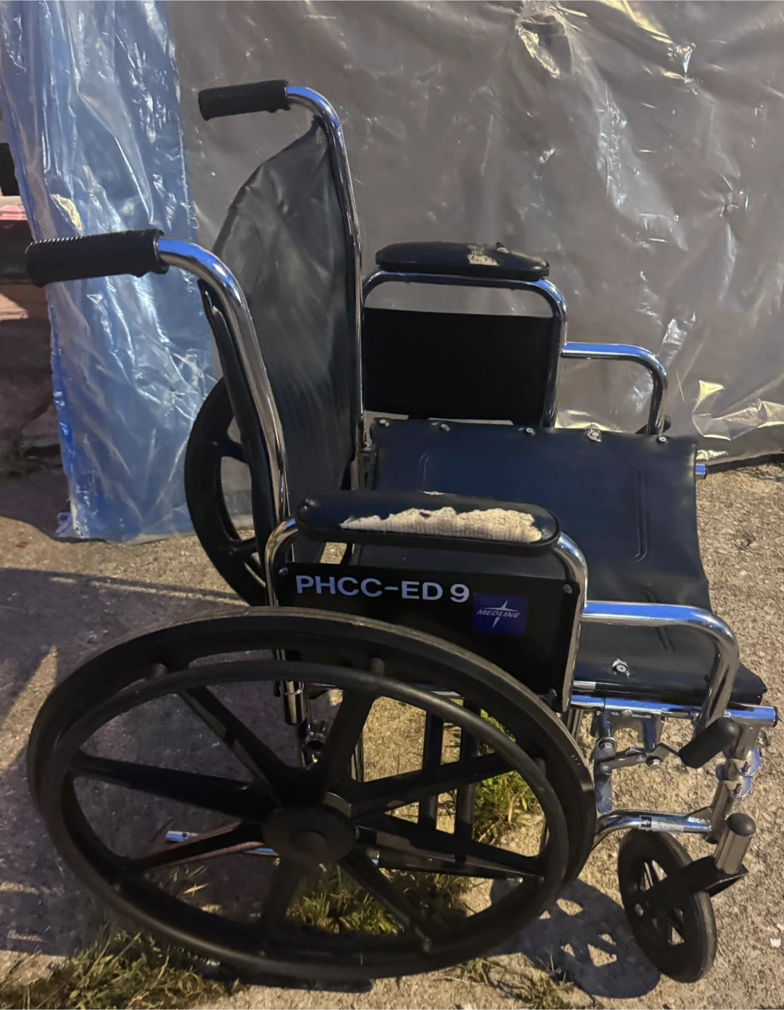 Medline excel wheelchair - photo 3
