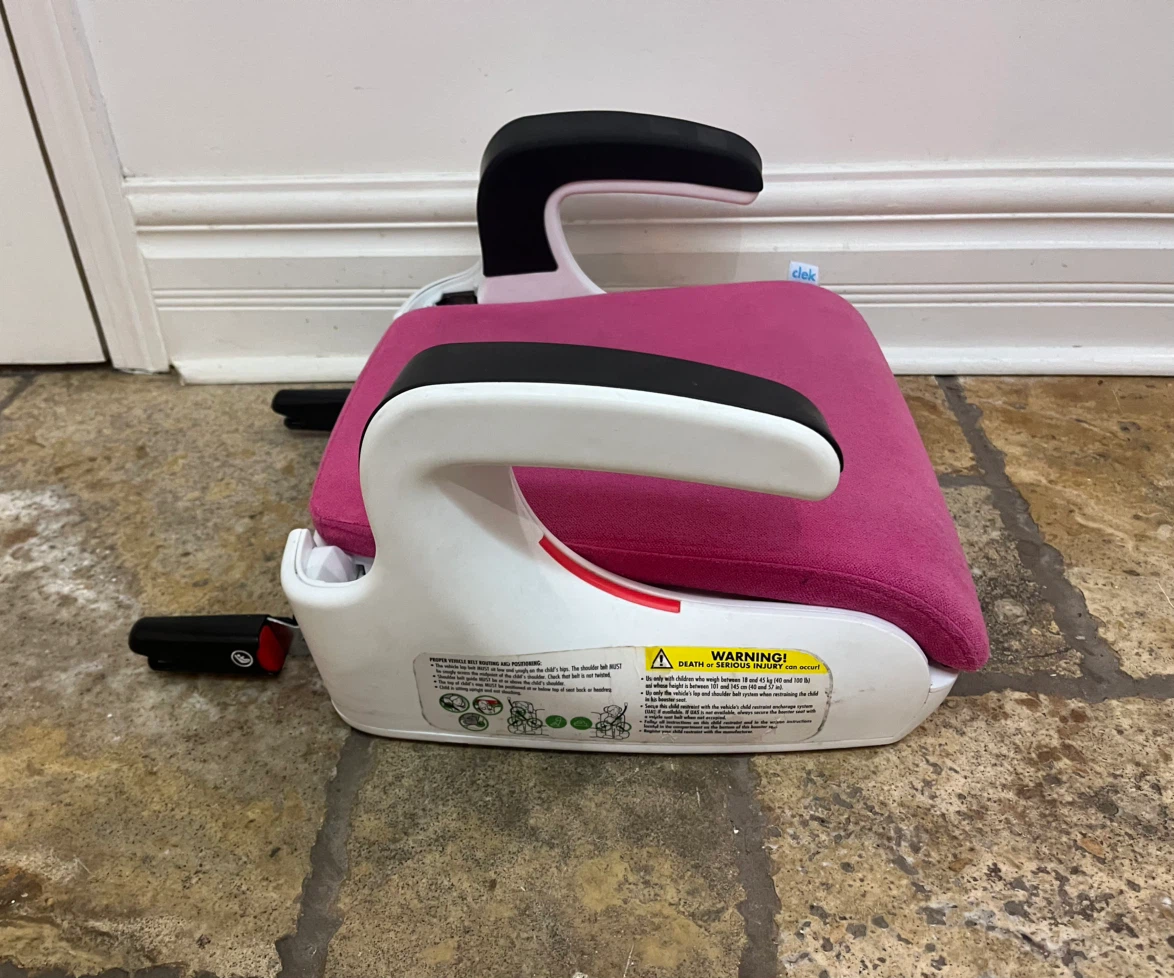 Pink Clek Oobr Car Booster Seat & Matching Black Rubber Mat - photo 3