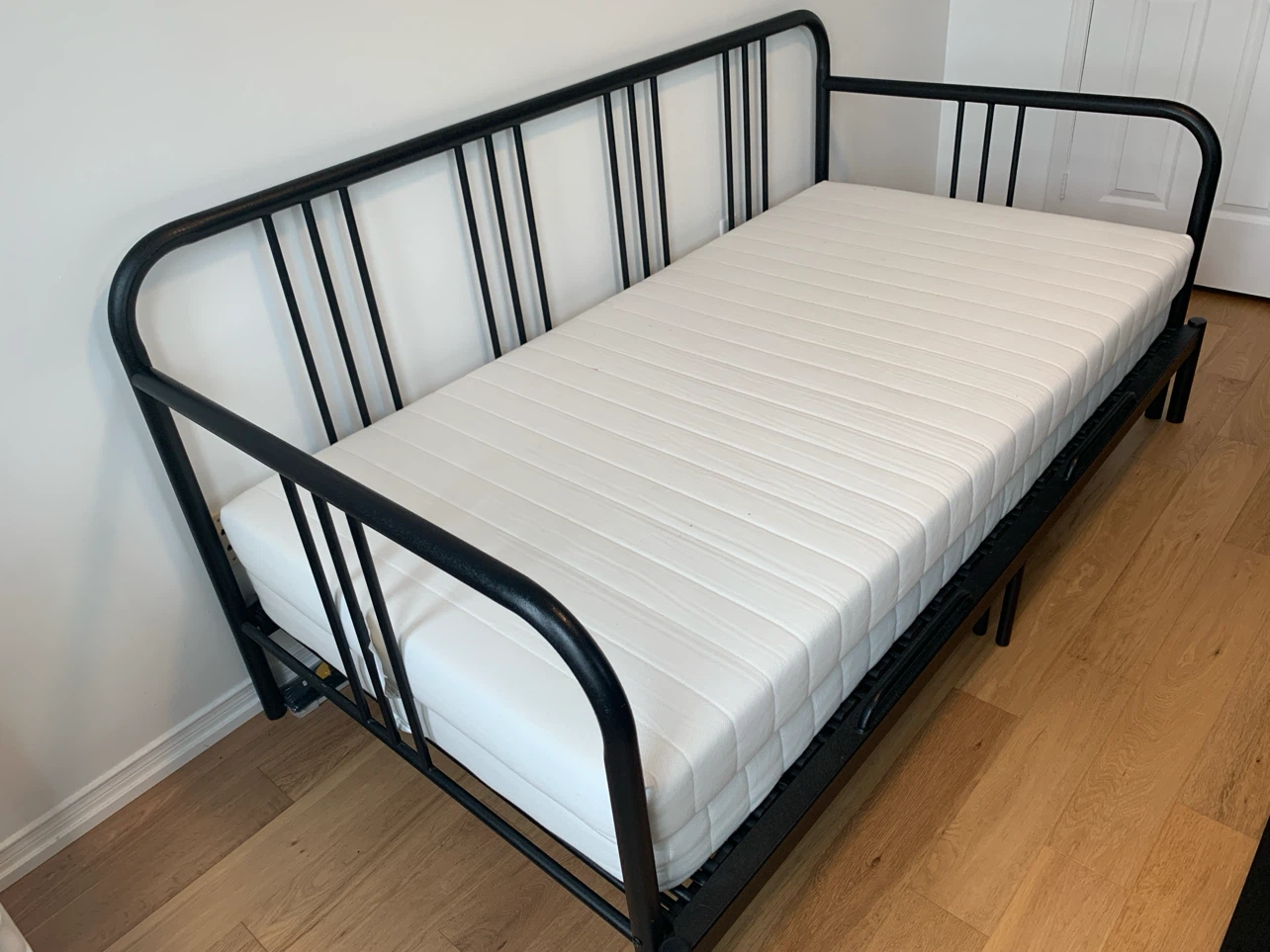Fyresdal Daybed with Mattress - photo 2
