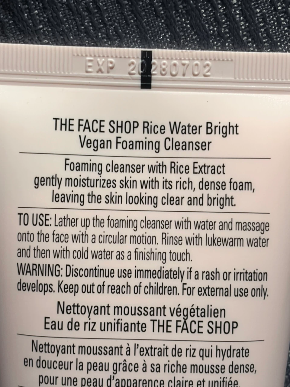 THE FACE SHOP Rice Water Bright Vegan Foaming Cleanser - photo 3