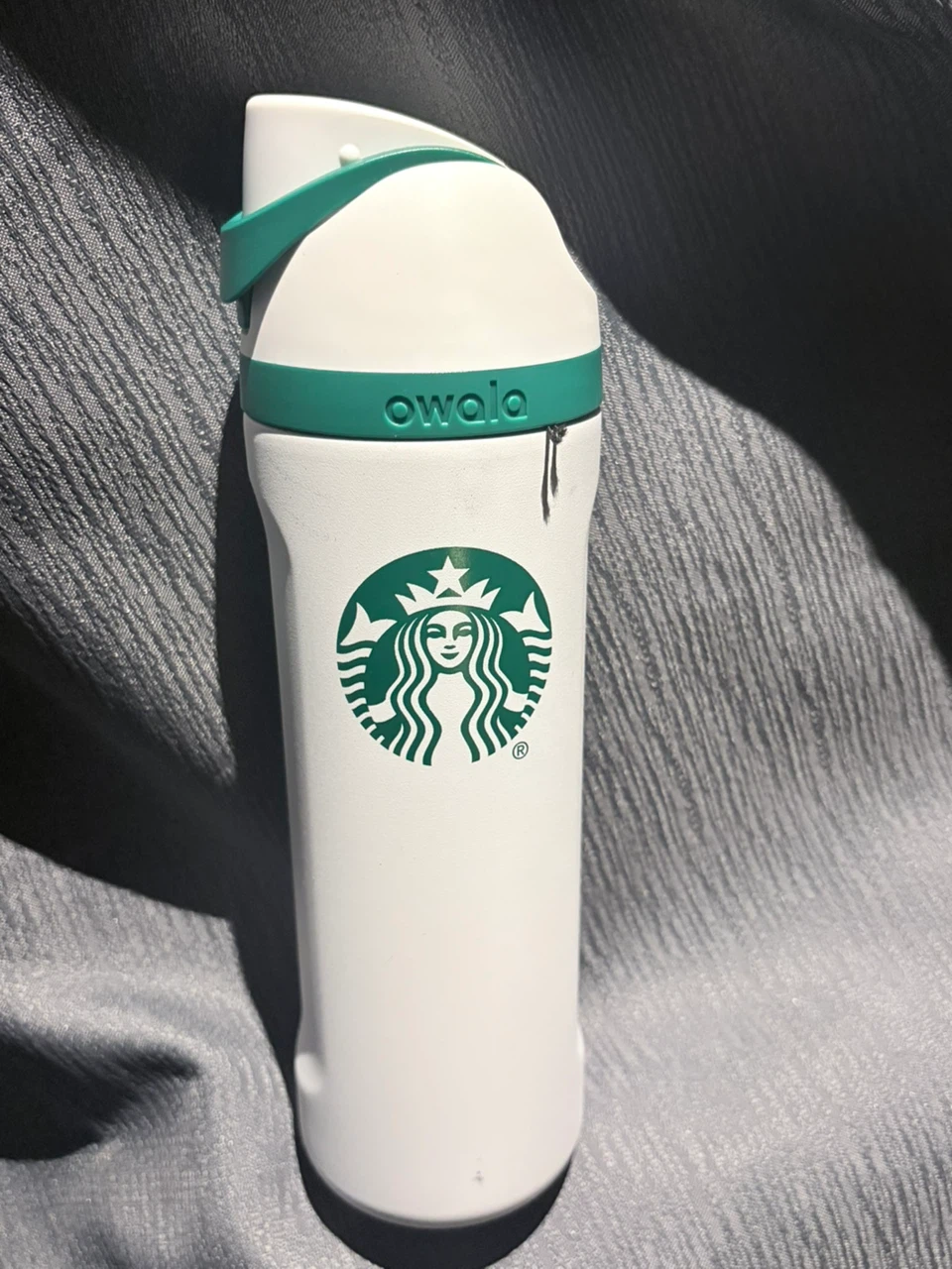 Owala x Starbucks FreeSip Insulated Tumbler 24oz