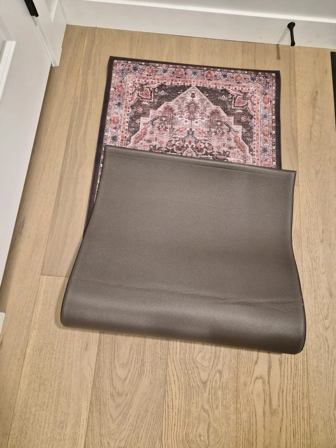 Oriental Style Runner Rug - photo 3